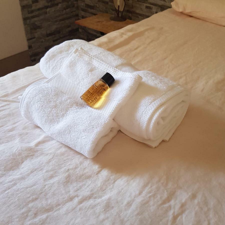 Incantevole Villa Con Vista Mozzafiato 切法卢 外观 照片